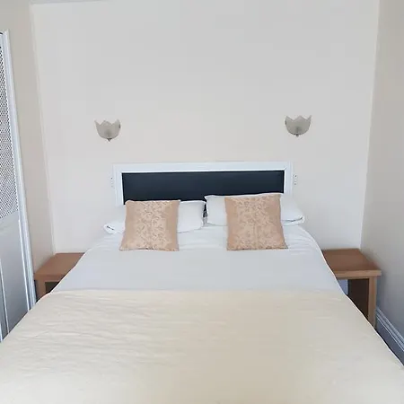 The Grange Hotell 2*
